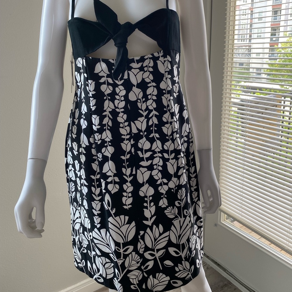 NWT AGB Strappy Dress Petite Black & White Floral Design SZ 12